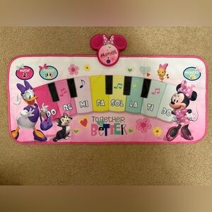 Disney Minnie Mouse Pink and Yellow Piano Mat